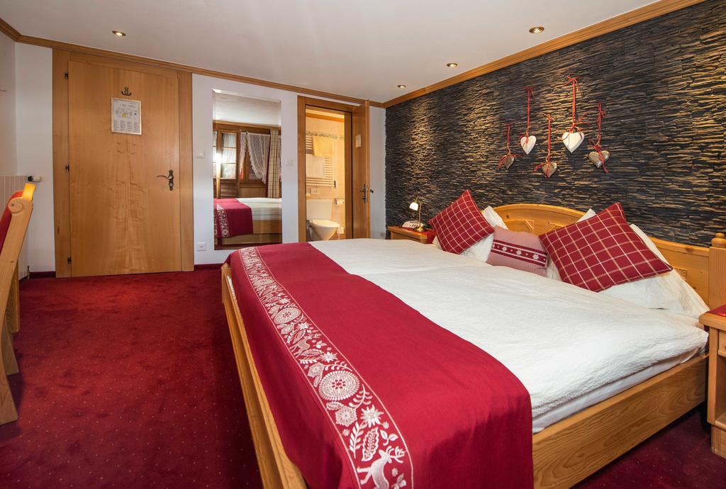 Hotel Dufour Alpin Superior - Adults Only Церматт Экстерьер фото