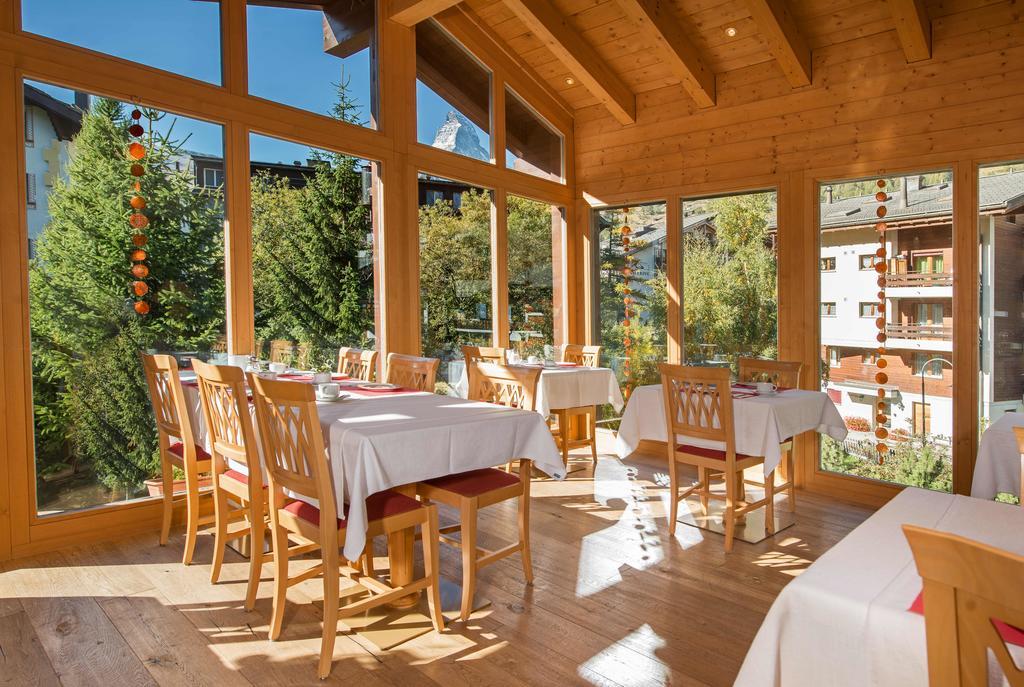 Hotel Dufour Alpin Superior - Adults Only Церматт Экстерьер фото